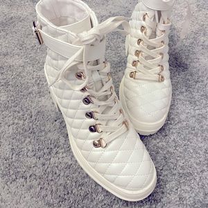 F21 Combat Boot Heels